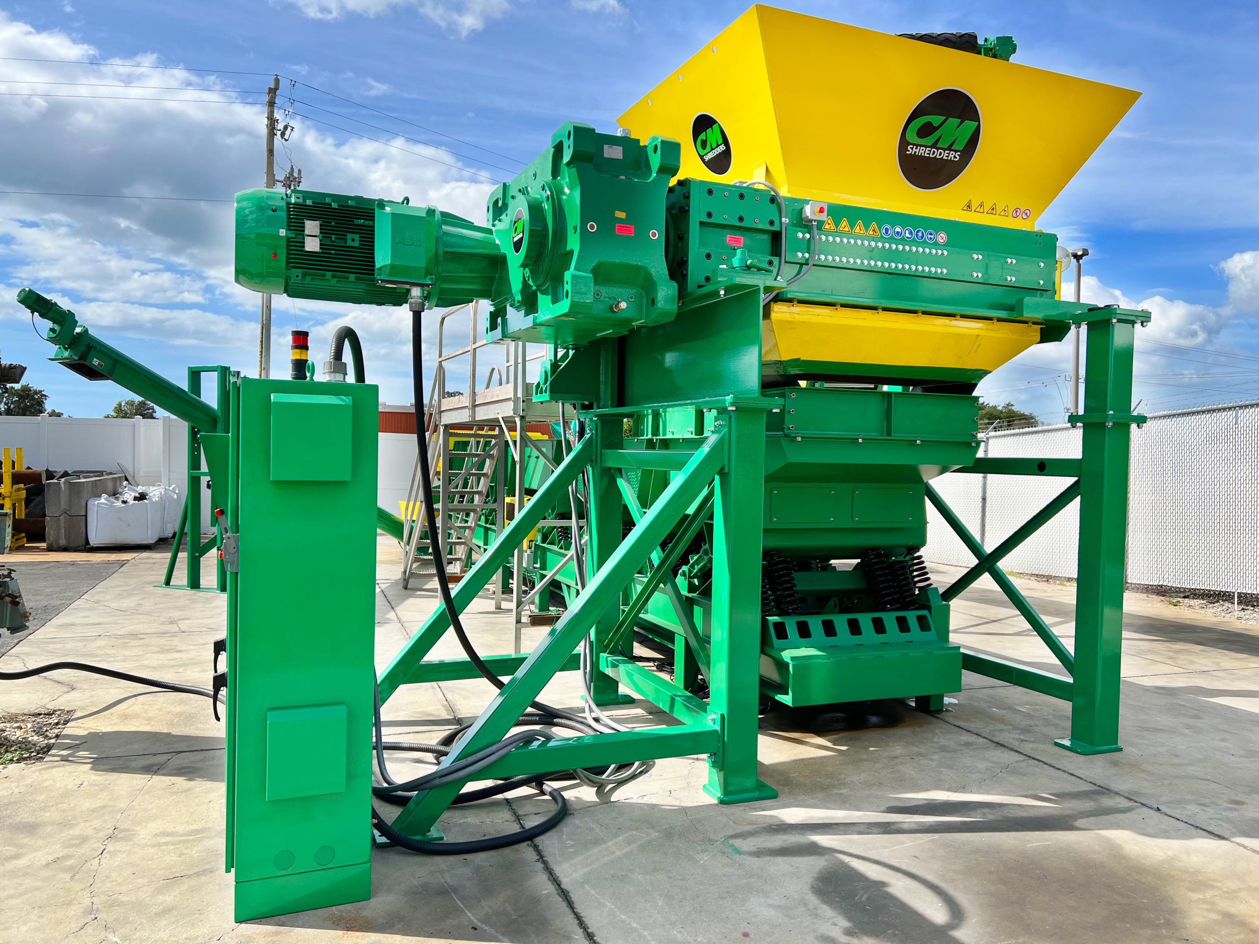 Rubber shredding machinery